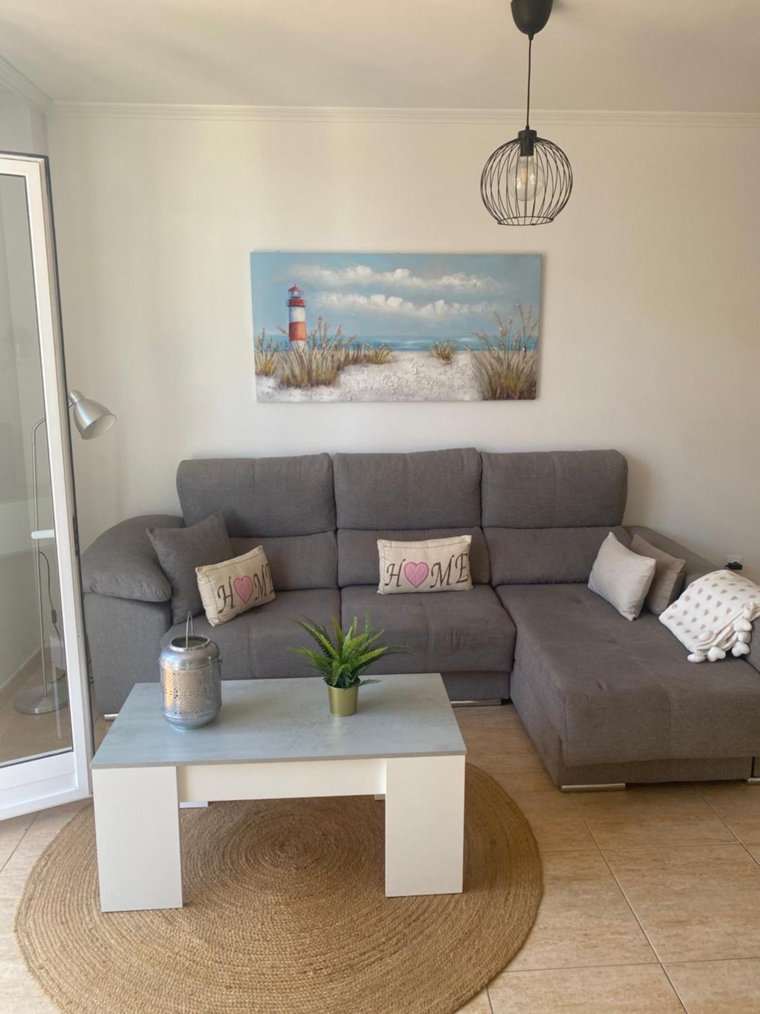 Light House Apartment *